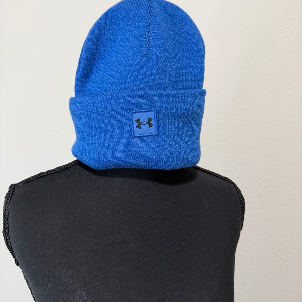 🔥SALE🔥NWT Under Armour Royal Blue Knit Cap